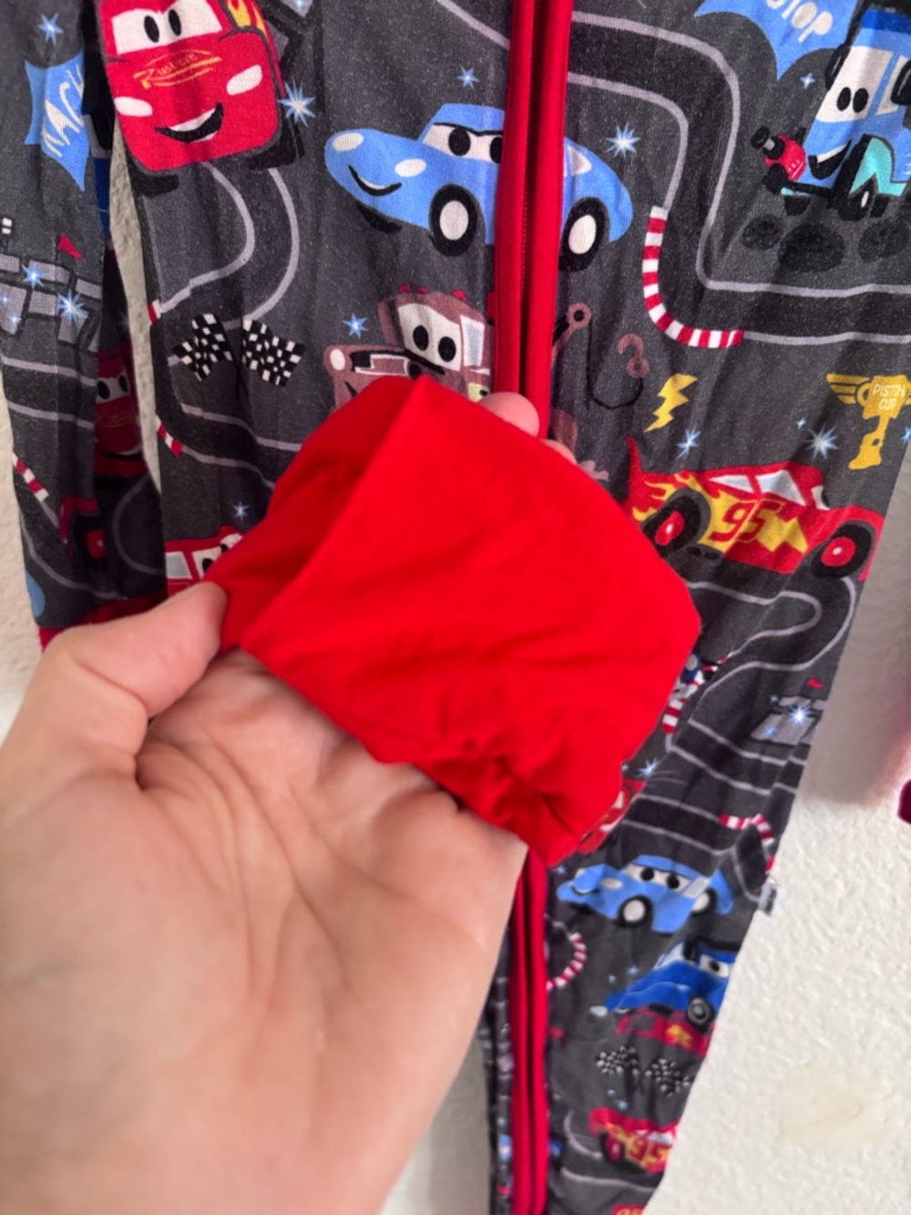 Little Sleepies + Pixar Cars Zippy - Picture 4 of 6